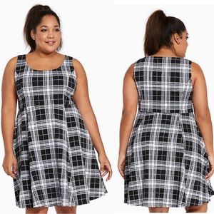 Torrid | B/W Plaid Textured Skater Dress 1X